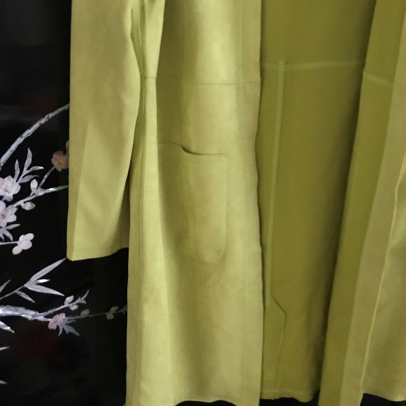 🐢lime green coat. NWOT  *New Markdown 70% off - Picture 4 of 4